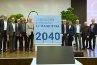 Vertreter der Kooperationspartner auf der Bühne des Herbstforums 2023