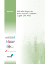 Cover eines Merkblatts des VDPMs zum mikrobiologischen Bewuchs auf Fassaden. 